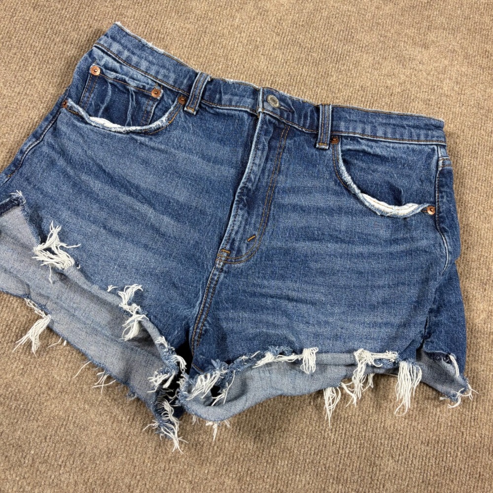 Abercrombie & Fitch The Mom Short High Rise Distressed Denim Blue Size 30 10